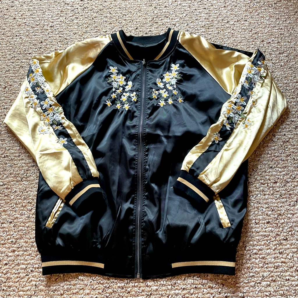 Beautiful Reversible Embroidered Bomber Jacket Size Large